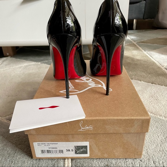 ❌SOLD❌ Christian Louboutin So Kate - Picture 2 of 3